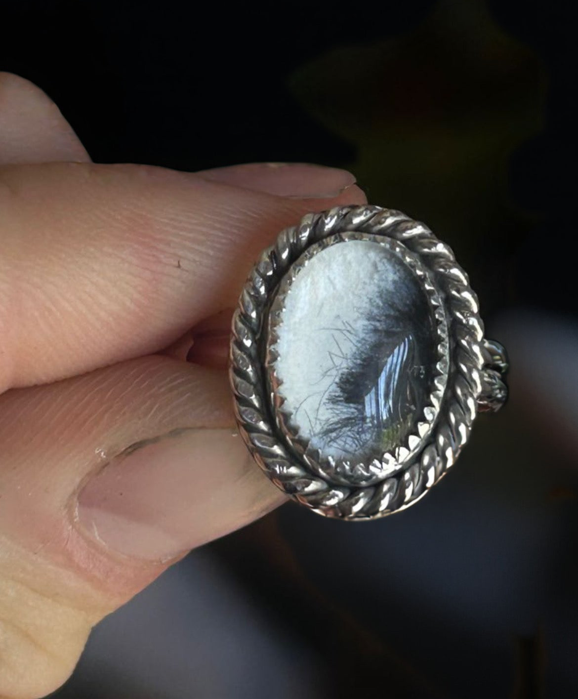 OVAL MEMORIAL RING