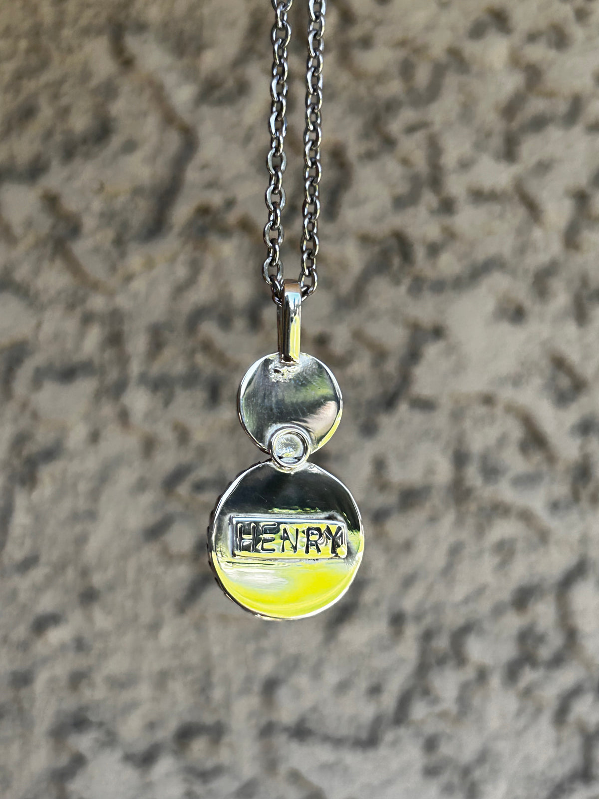 DOUBLE ROUND MEMORIAL PENDANT