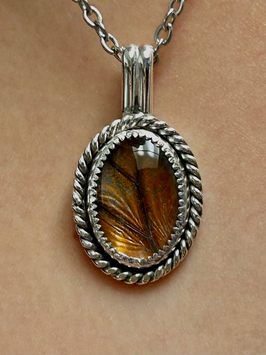 OVAL MONARCH BUTTERFLY NECKLACE