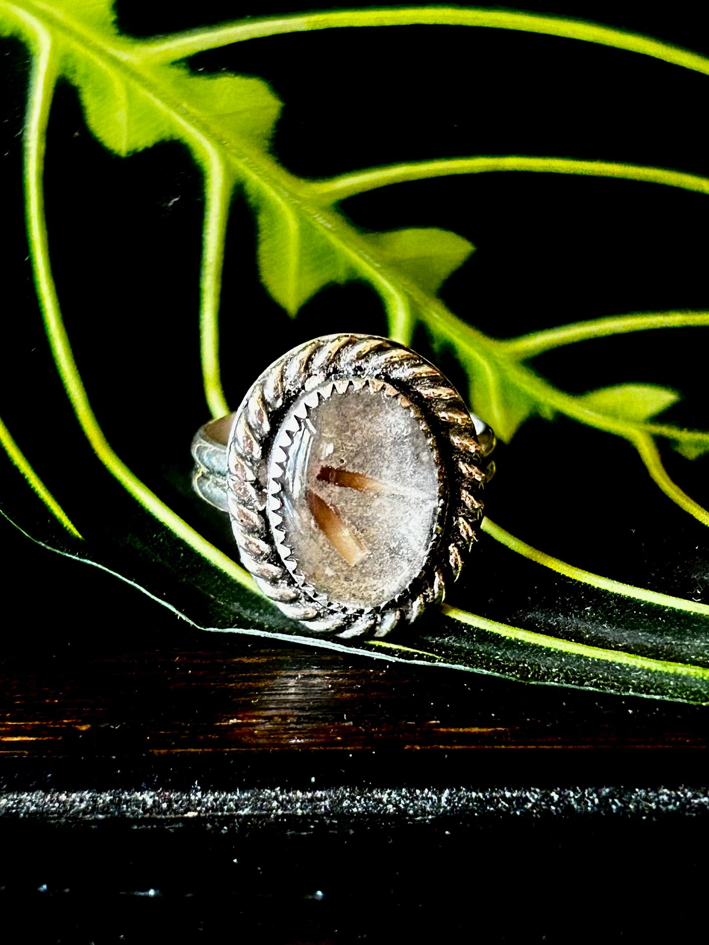 OVAL KEEPSAKE RING