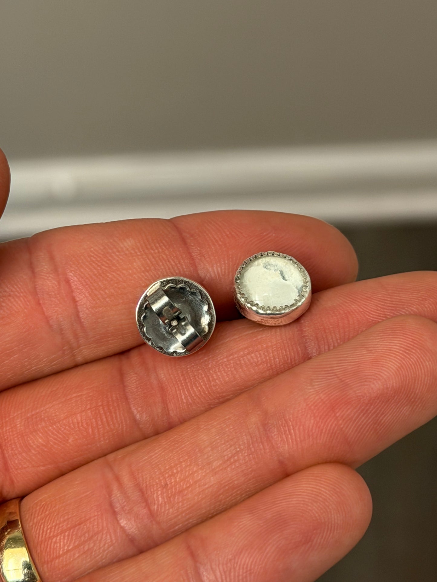 MEMORIAL STUD EARRINGS