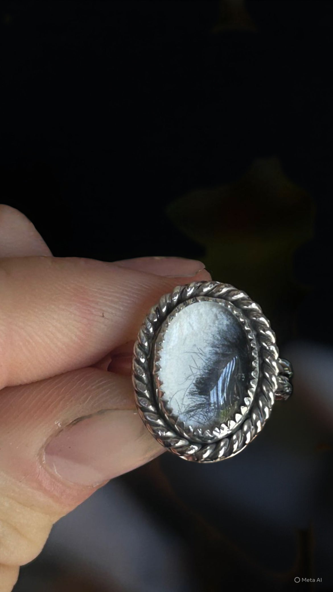 OVAL MEMORIAL RING